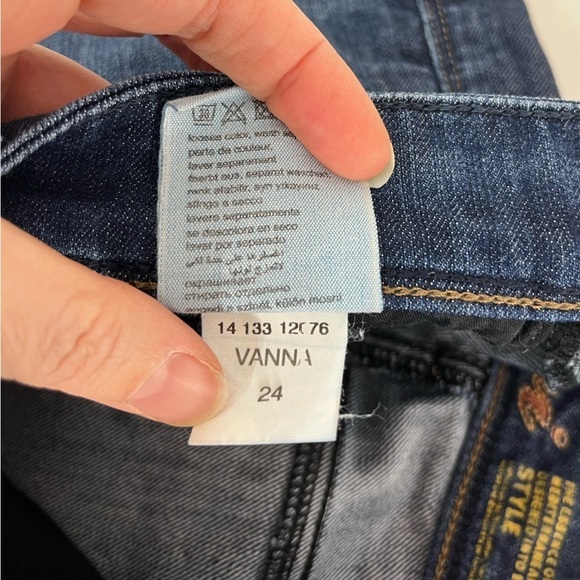 Mavi Vanna Style Jean Shorts Waist Size 24 Blue Denim Mid Rise - Picture 11 of 11